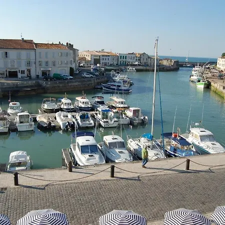 Les Colonnes Saint-Martin-de-Ré