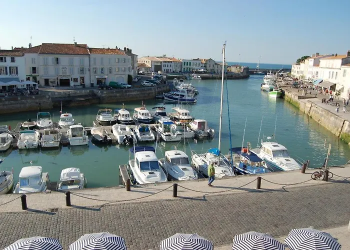 Les Colonnes Saint-Martin-de-Ré